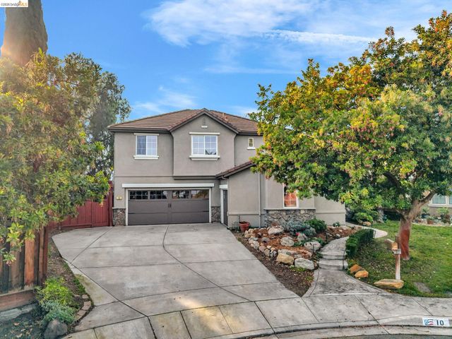 10 Kali Ct, Oakley, CA 94561