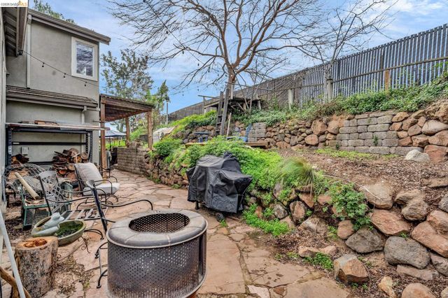 10 Kali Ct, Oakley, CA 94561