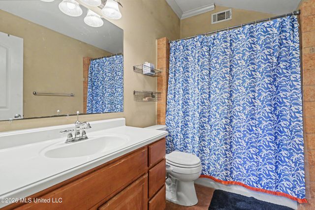 15 Wisteria Court, Bay Saint Louis, MS 39520