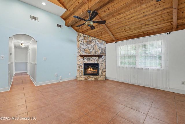 15 Wisteria Court, Bay Saint Louis, MS 39520