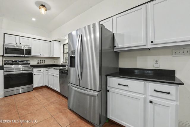 15 Wisteria Court, Bay Saint Louis, MS 39520