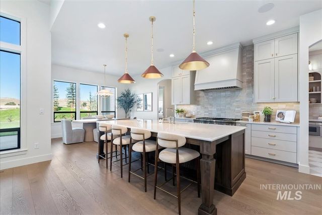 6404 W Danes Dr, Eagle, ID 83616