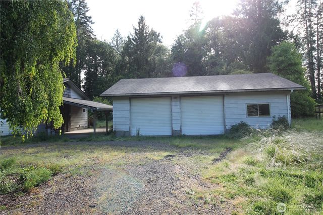 496 PH 10, Castle Rock, WA 98611