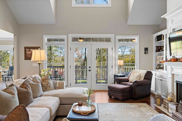753 Tate Ln, Mount Juliet, TN 37122