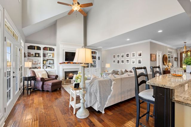 753 Tate Ln, Mount Juliet, TN 37122