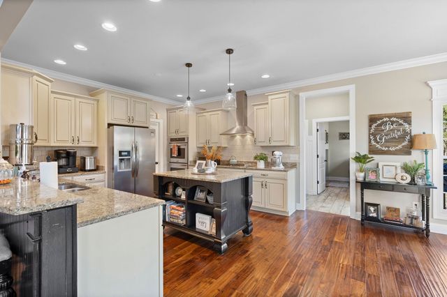 753 Tate Ln, Mount Juliet, TN 37122