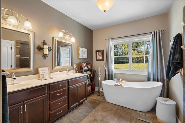 753 Tate Ln, Mount Juliet, TN 37122