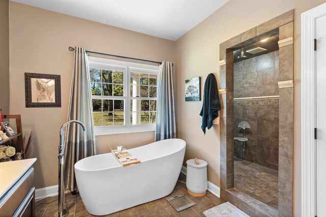 753 Tate Ln, Mount Juliet, TN 37122