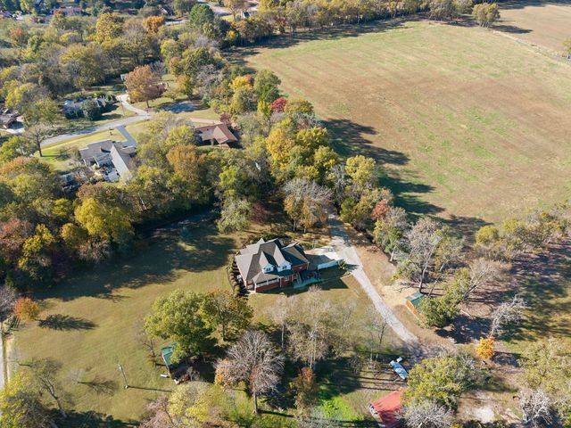 753 Tate Ln, Mount Juliet, TN 37122
