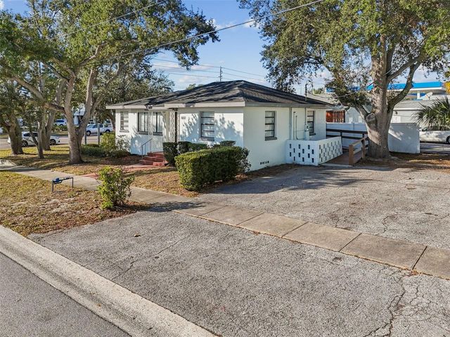 801 49TH STREET N, St Petersburg, FL 33710