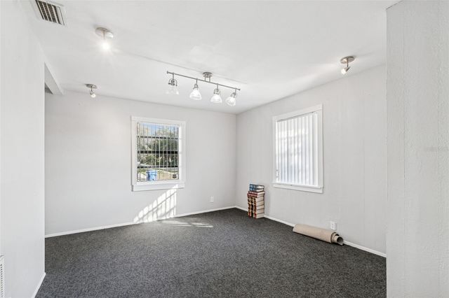 801 49TH STREET N, St Petersburg, FL 33710