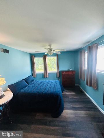611 BRIDGE STREET, Collegeville, PA 19426
