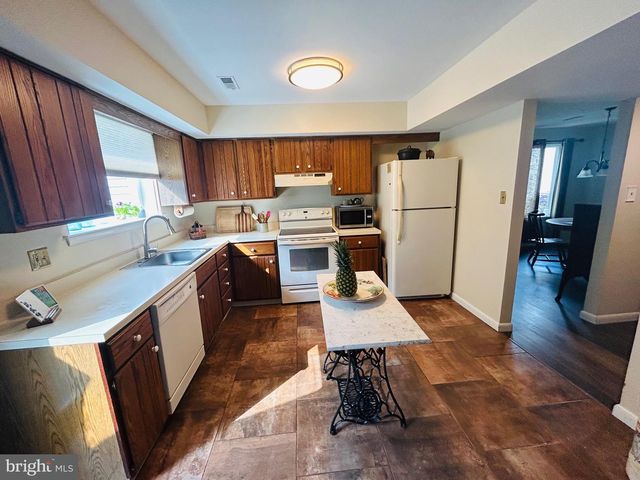 611 BRIDGE STREET, Collegeville, PA 19426