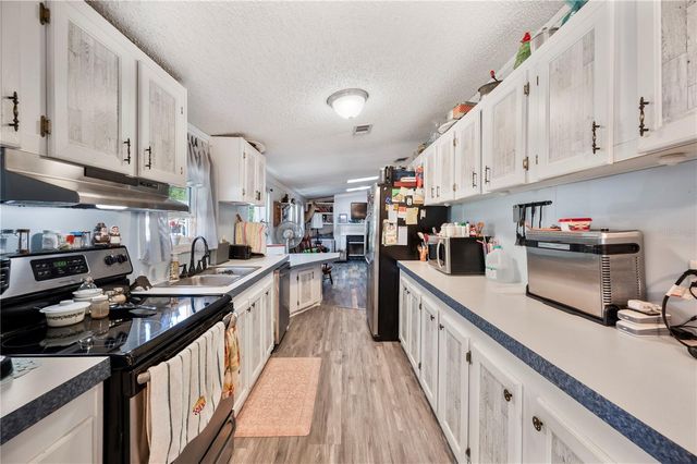 232 W TEMPLE CIRCLE, Winter Haven, FL 33880