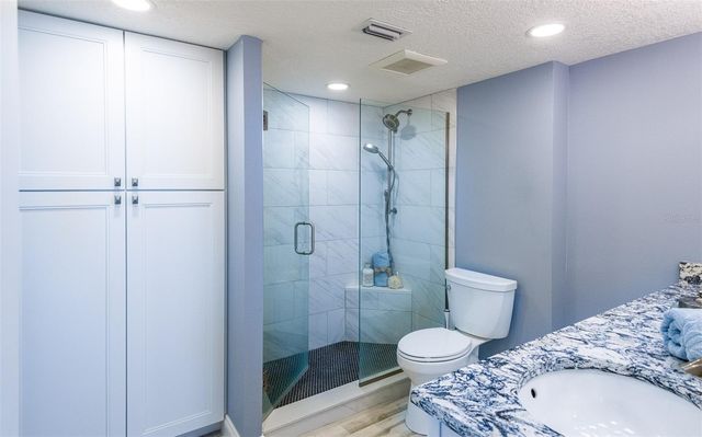 1750 BENJAMIN FRANKLIN DRIVE 10G, Sarasota, FL 34236