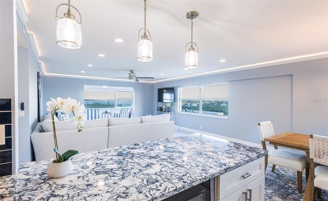 1750 BENJAMIN FRANKLIN DRIVE 10G, Sarasota, FL 34236