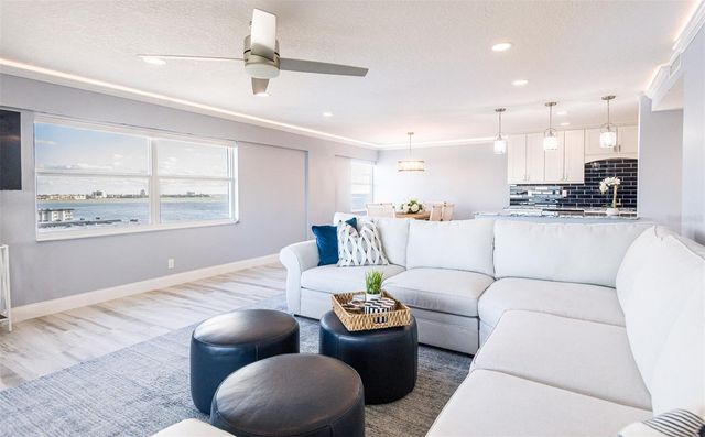 1750 BENJAMIN FRANKLIN DRIVE 10G, Sarasota, FL 34236