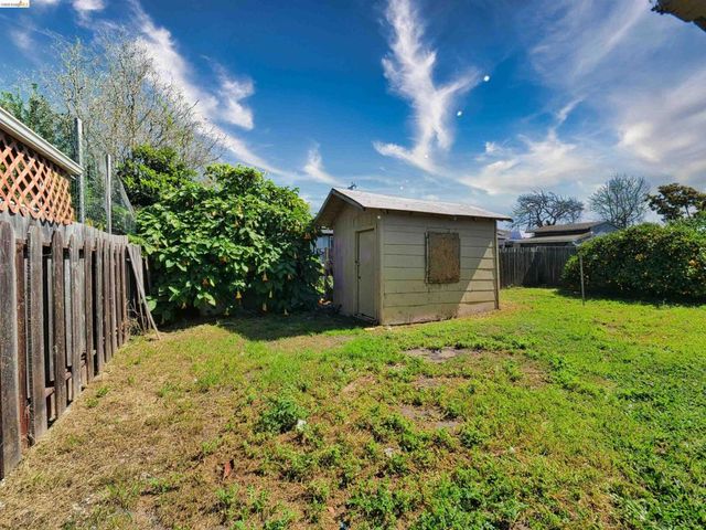 138 Eldridge Avenue, Oakland, CA 94603