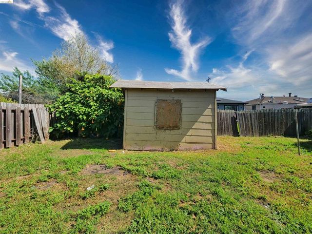 138 Eldridge Avenue, Oakland, CA 94603