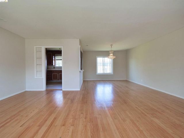 138 Eldridge Avenue, Oakland, CA 94603