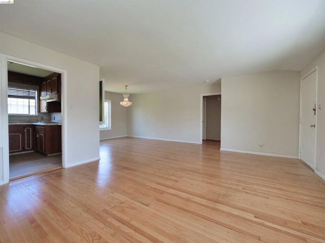 138 Eldridge Avenue, Oakland, CA 94603