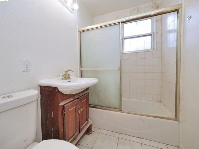 138 Eldridge Avenue, Oakland, CA 94603