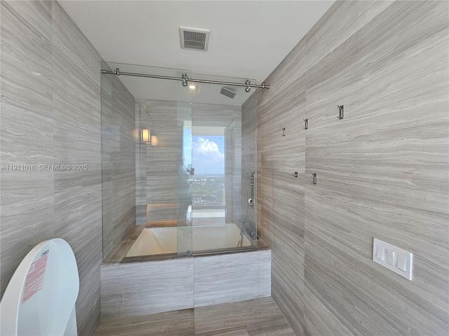 18975 Collins Avenue 4605, Sunny Isles Beach, FL 33160