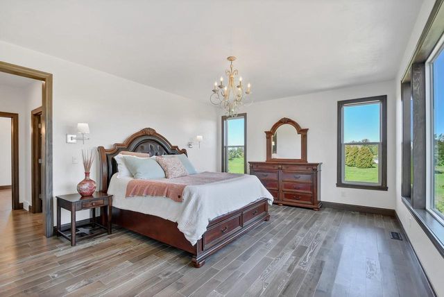 5431 RIVER OAKS DRIVE, De Pere, WI 54115