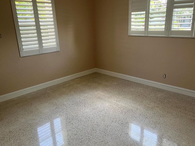 2110 NE 4th Avenue, Boca Raton, FL 33431