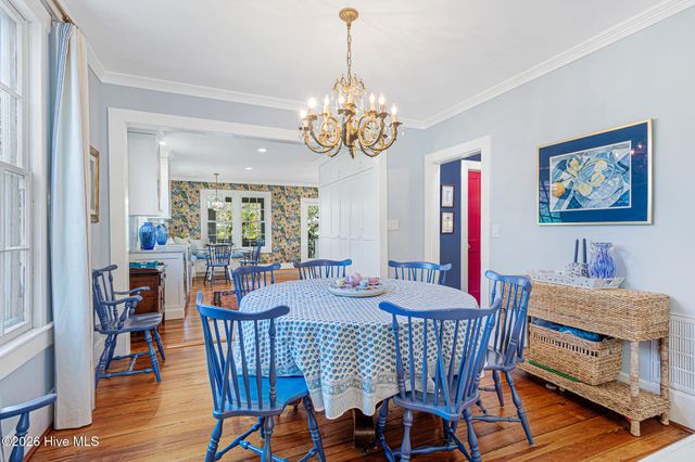 819 Broad Street, Beaufort, NC 28516