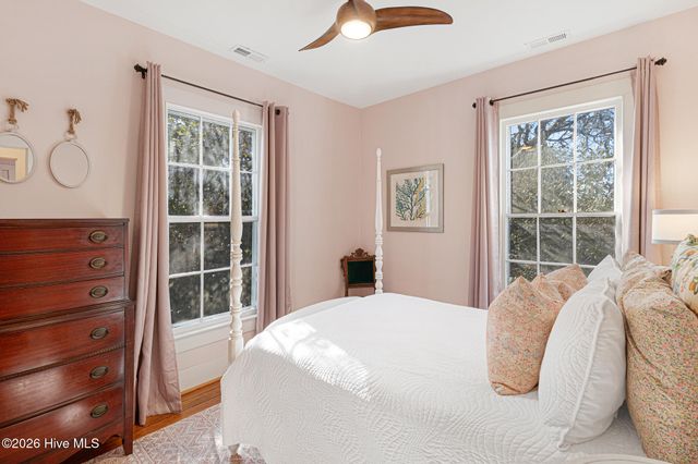 819 Broad Street, Beaufort, NC 28516