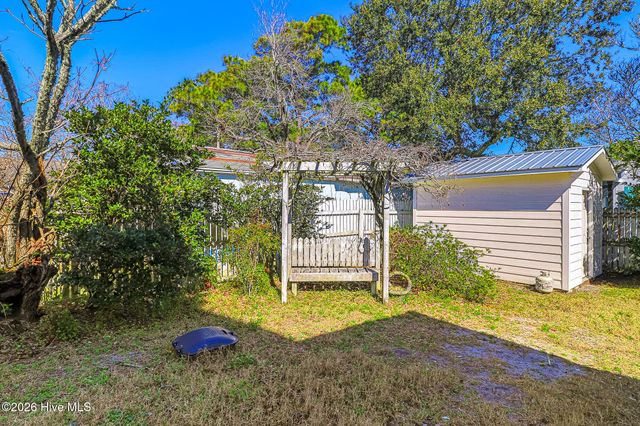 819 Broad Street, Beaufort, NC 28516