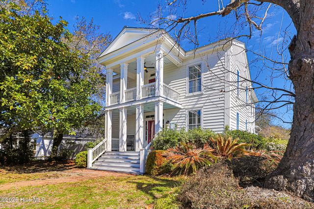 819 Broad Street, Beaufort, NC 28516