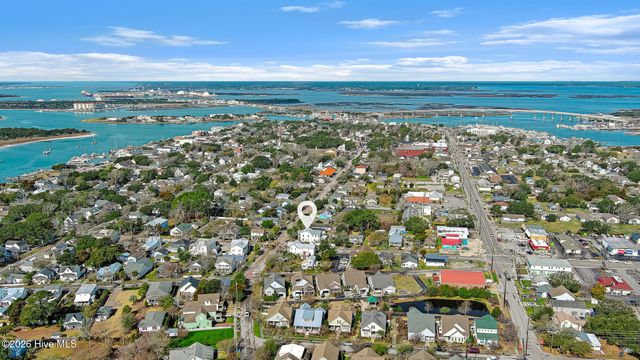 819 Broad Street, Beaufort, NC 28516