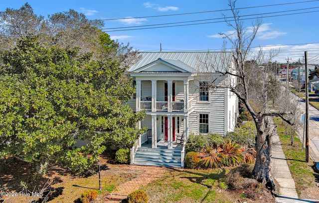 819 Broad Street, Beaufort, NC 28516