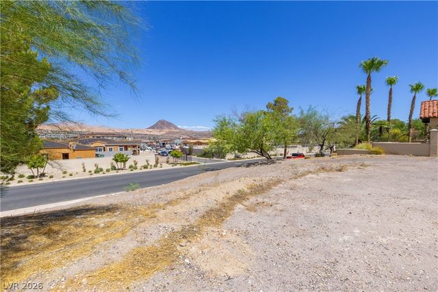 48 Rue Mediterra Drive, Henderson, NV 89011