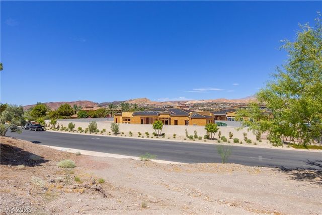 48 Rue Mediterra Drive, Henderson, NV 89011