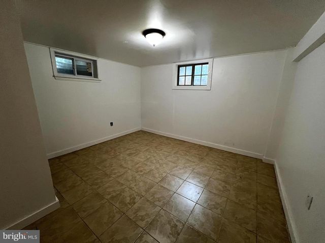 3809 LARCHMONT DR, Annandale, VA 22003