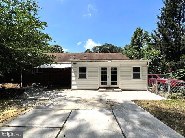 3809 LARCHMONT DR, Annandale, VA 22003