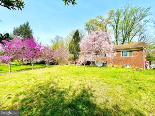 3809 LARCHMONT DR, Annandale, VA 22003