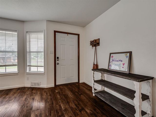 128 Chevy Chase Drive, Oklahoma City, OK 73110
