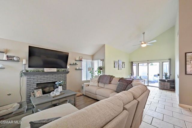 2228 Oak Haven Avenue, Simi Valley, CA 93063