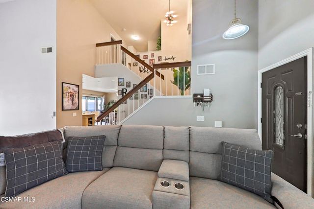 2228 Oak Haven Avenue, Simi Valley, CA 93063