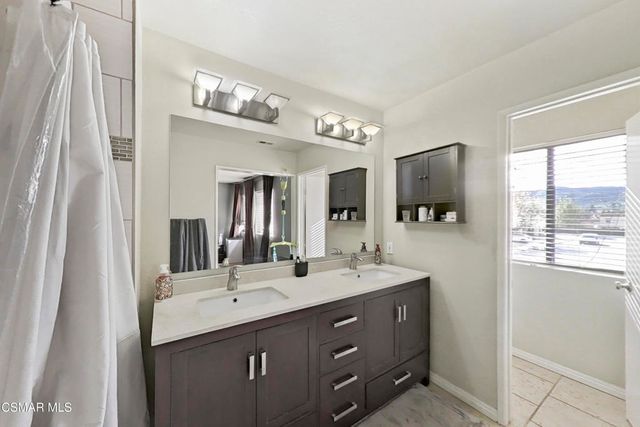 2228 Oak Haven Avenue, Simi Valley, CA 93063