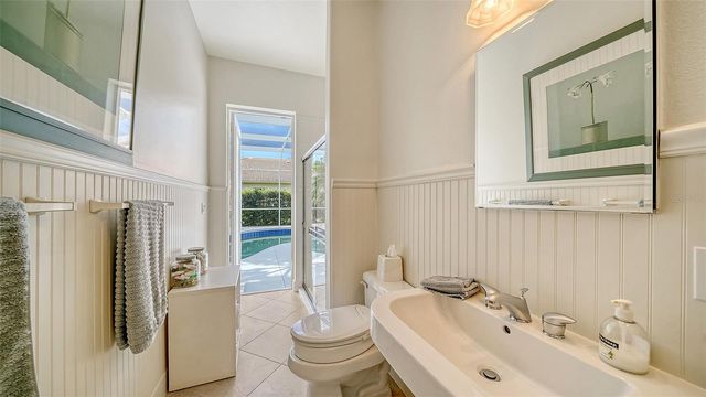 5325 ANTHONY LANE, Sarasota, FL 34233