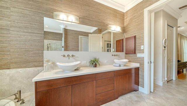 5325 ANTHONY LANE, Sarasota, FL 34233