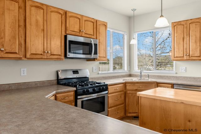 3604 SHAWNEE ST, Cheyenne, WY 82001