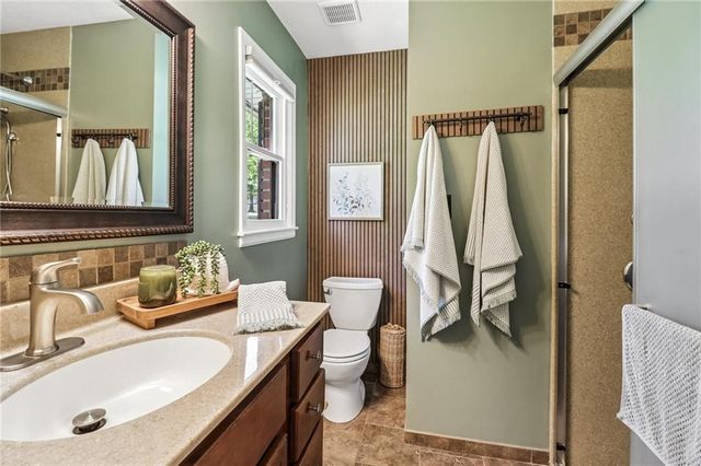 12343 Merion Drive, Kansas City, KS 66109