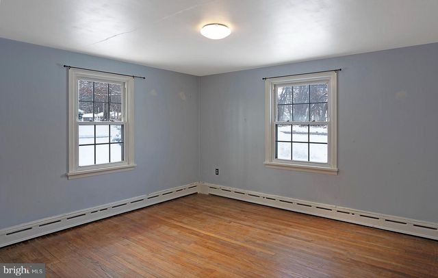 2428 E KINGS HWY, Coatesville, PA 19320