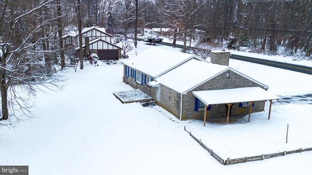 2428 E KINGS HWY, Coatesville, PA 19320